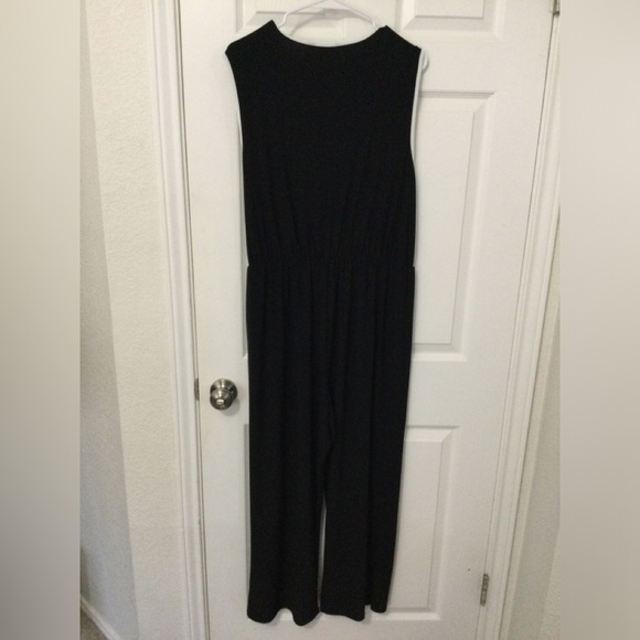 Tahari Black Sleeveless Jumpsuit Size 2X - Picture 2 of 5